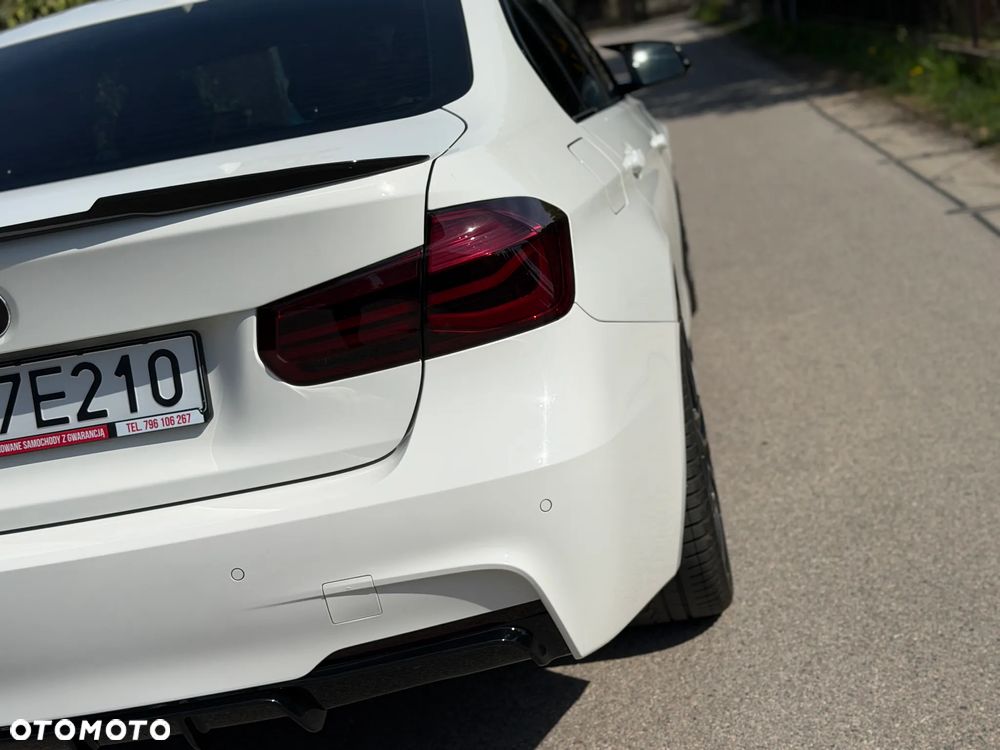BMW Seria 3 320d xDrive M Sport - 40