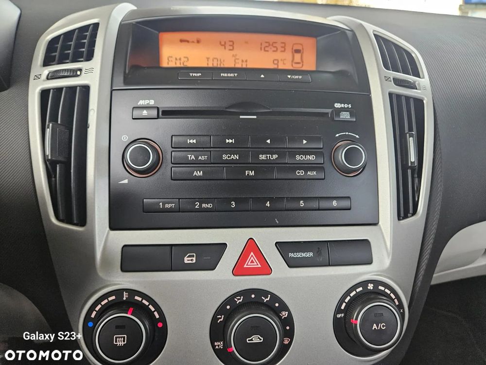 Kia Ceed 1.4 CVVT LX - 6