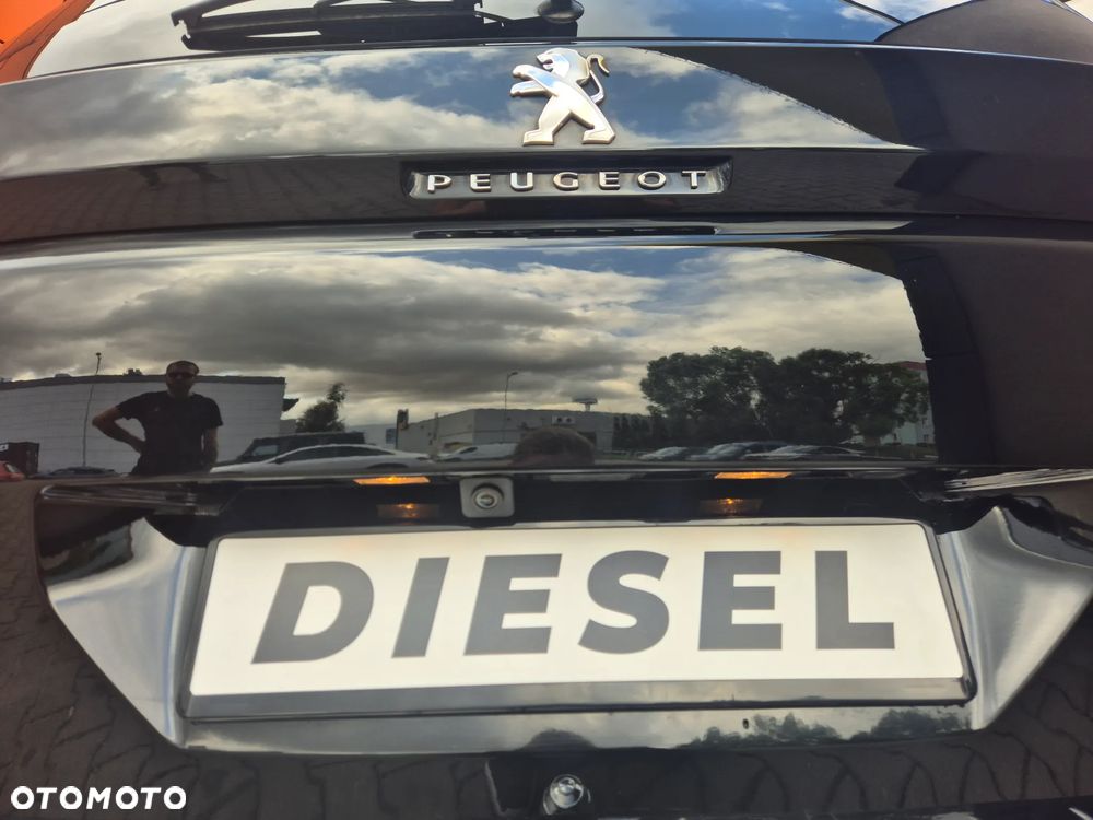 Peugeot 5008 BlueHDi 180 EAT8 GT - 12