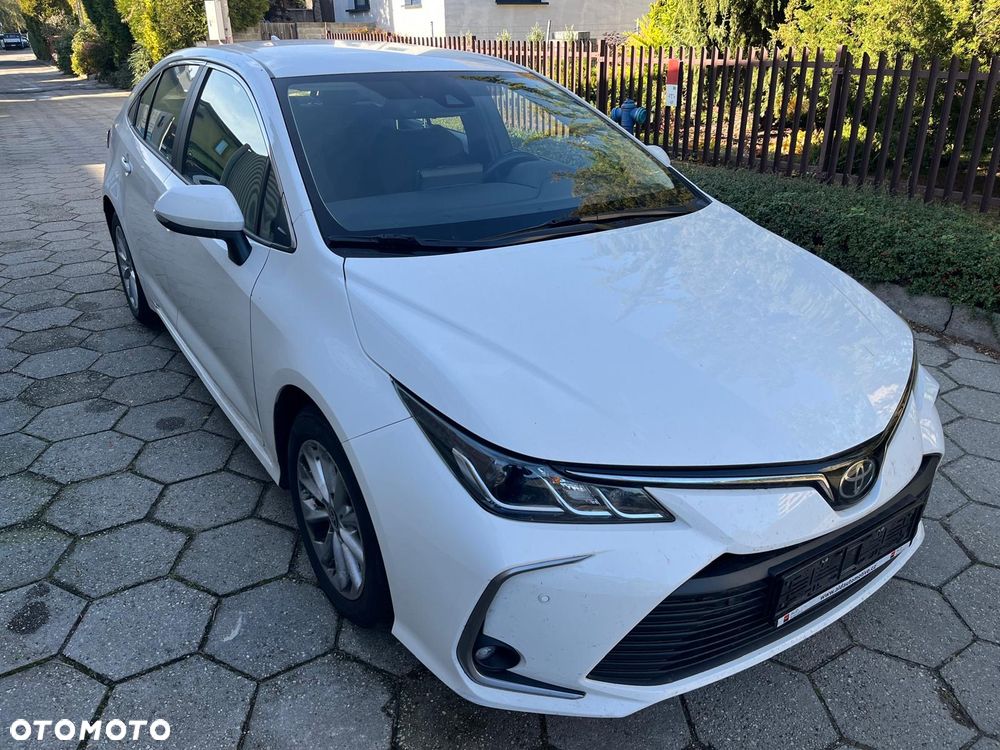 Toyota Corolla - 4