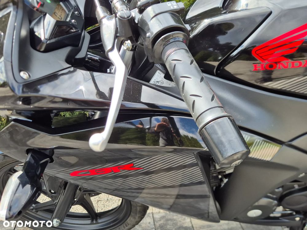 Honda CBR - 23