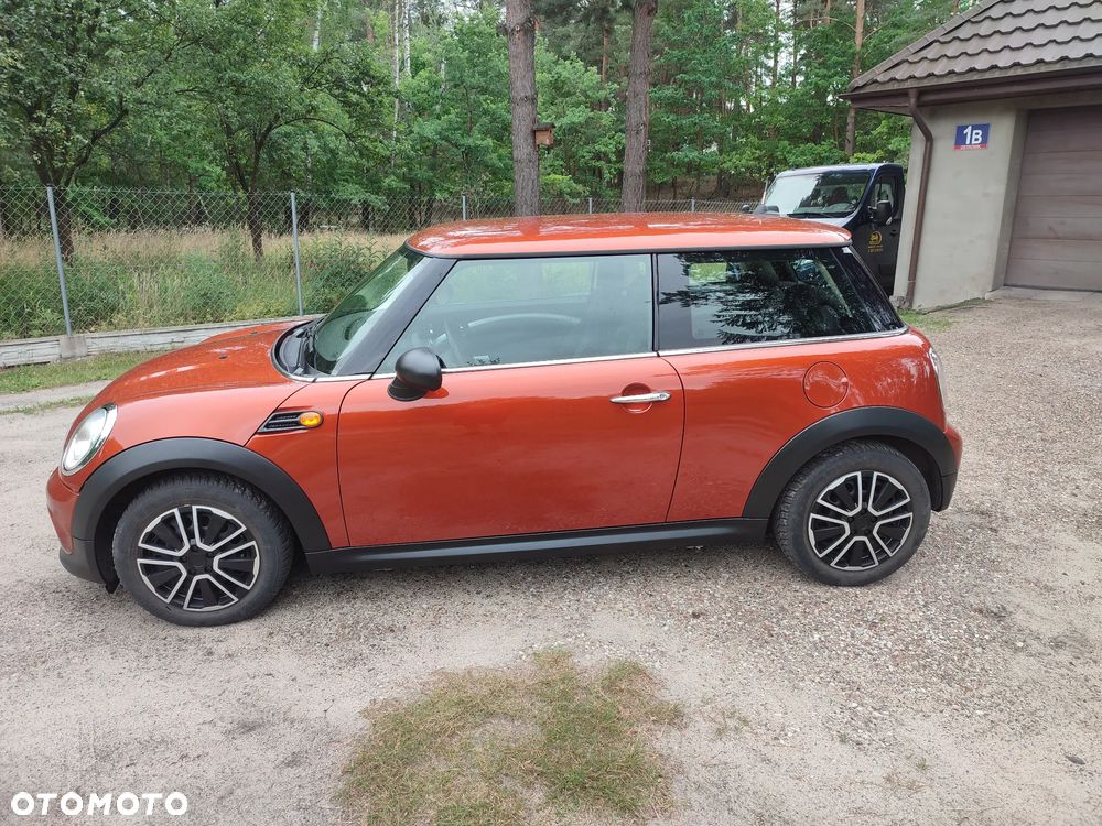 MINI ONE D - 11