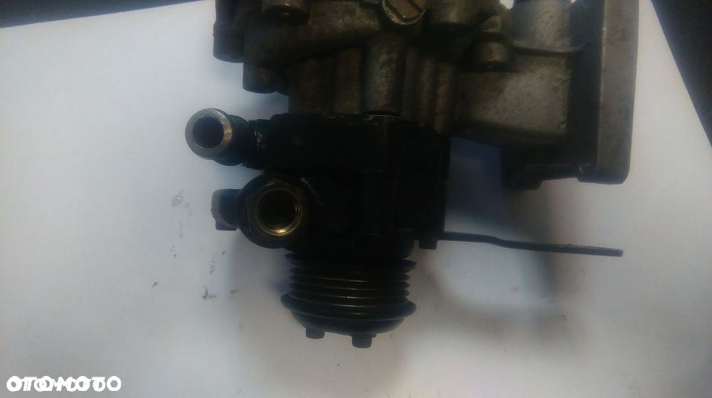 Pompa wspomagania Ford Transit mondeo silnik 2.0 Diesel 2001 ->