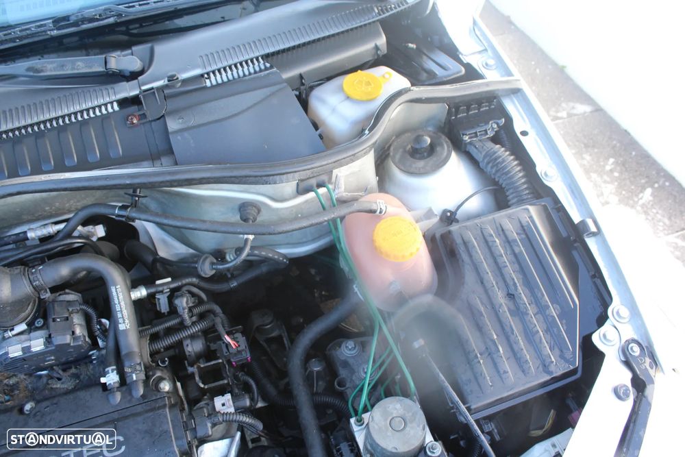 Opel Corsa 1.2 Twinport Enjoy - 9