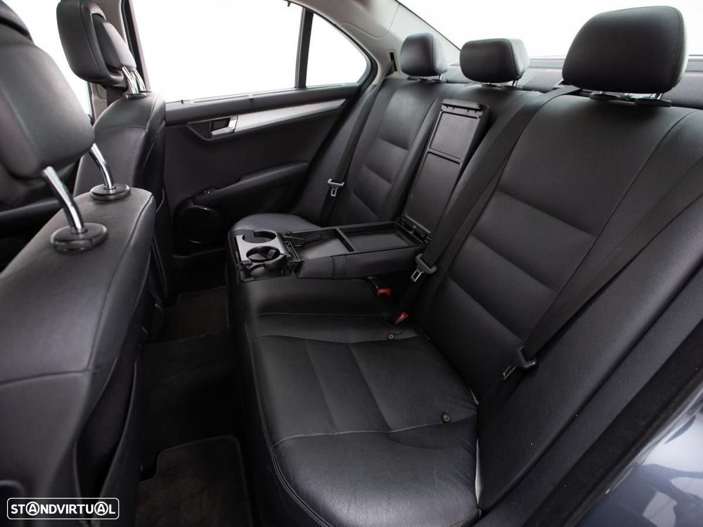 Mercedes-Benz C 320 - 9