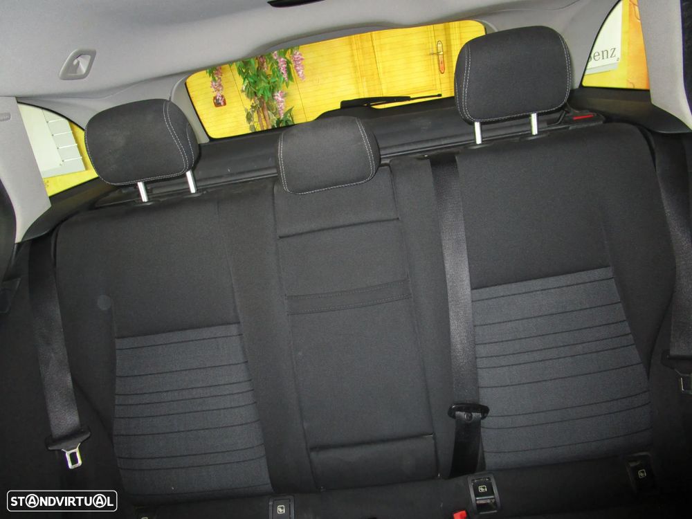 Mercedes-Benz C 200 BlueTEC Avantgarde Aut. - 26