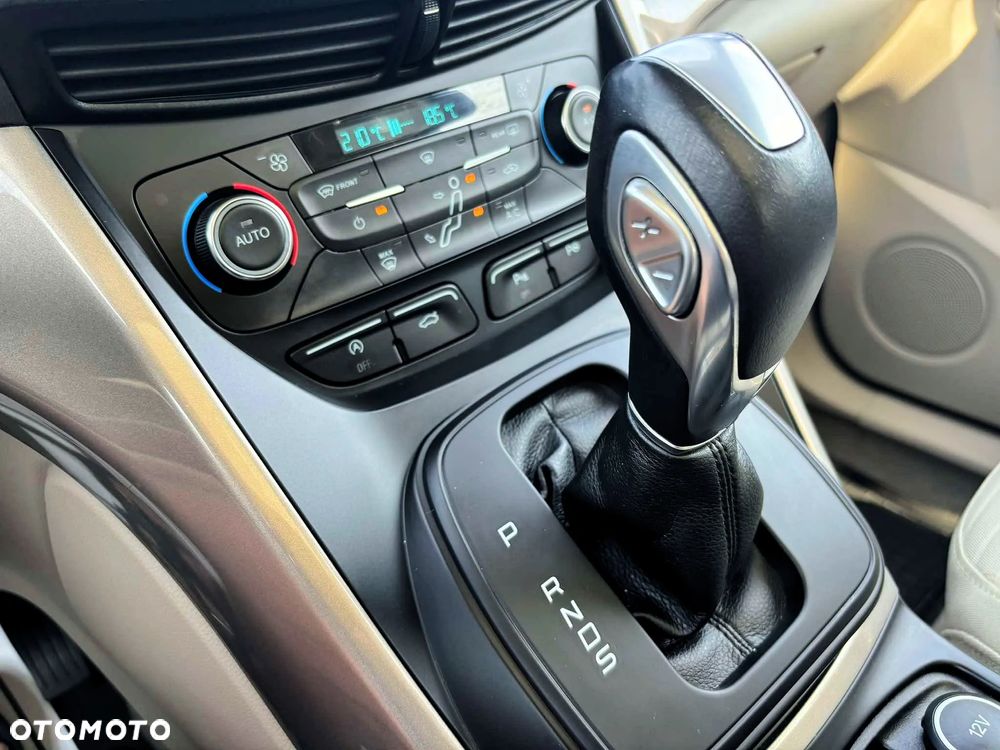 Ford Grand C-MAX - 21