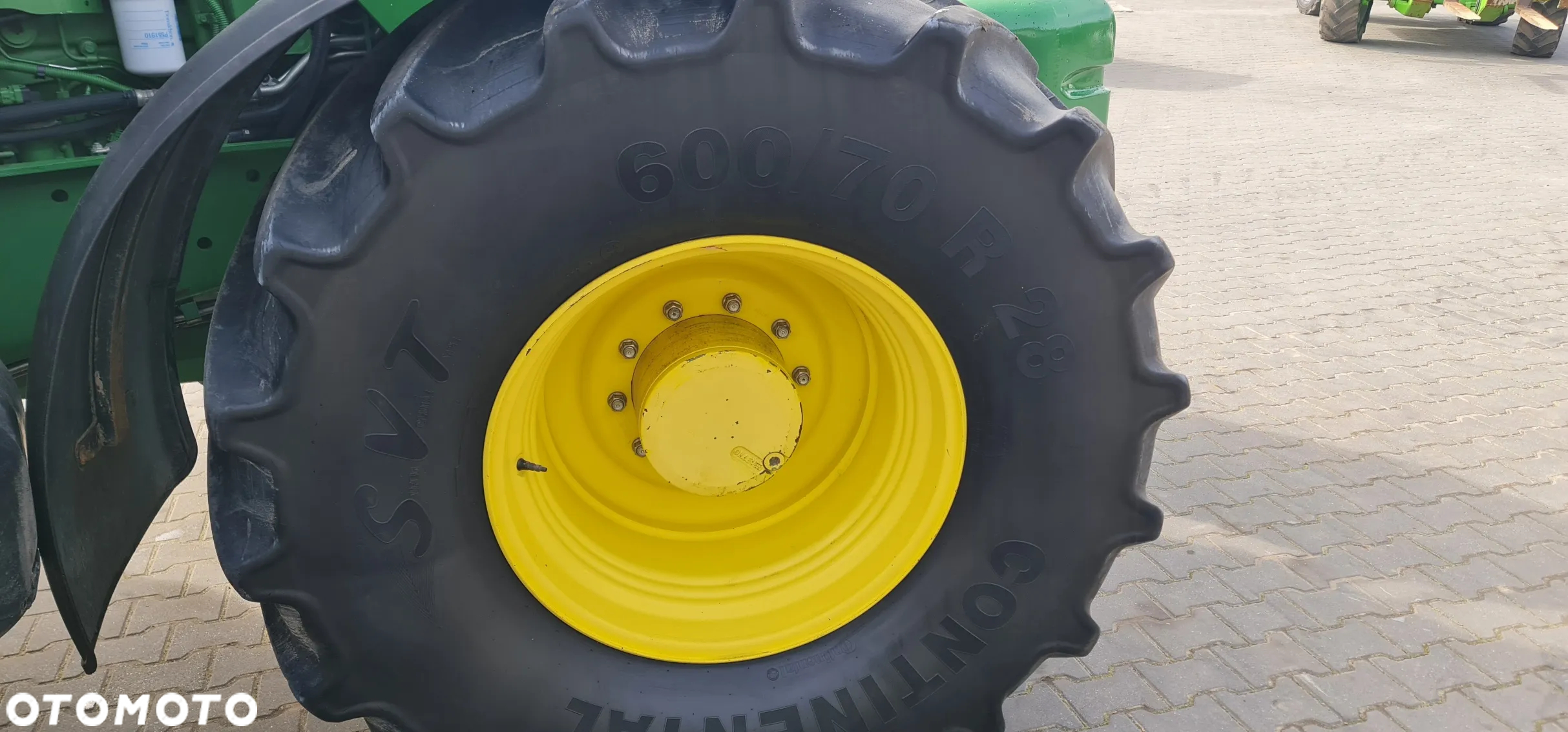 John Deere 6210 R - 12
