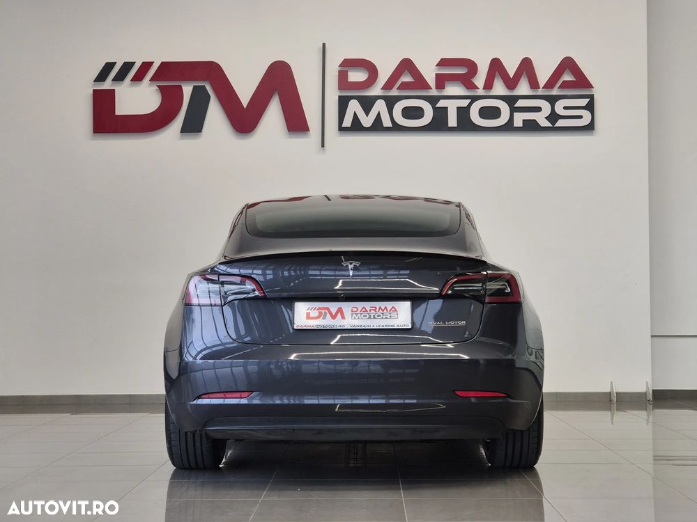 Tesla Model 3 Performance - 17