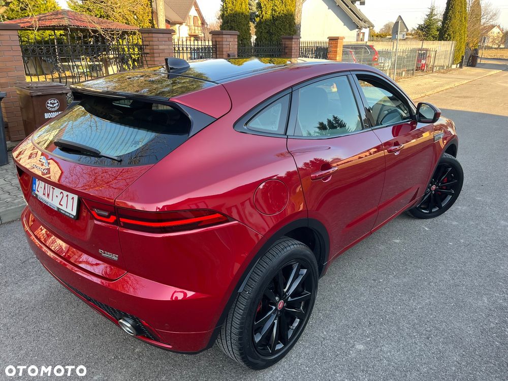 Jaguar E-Pace 2.0 i4D AWD R-Dynamic - 8