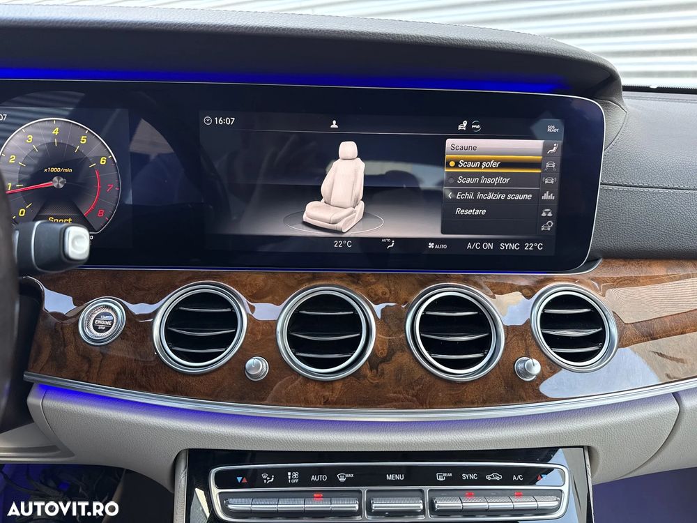 Mercedes-Benz E 200 4MATIC 9G-TRONIC Exclusive - 16