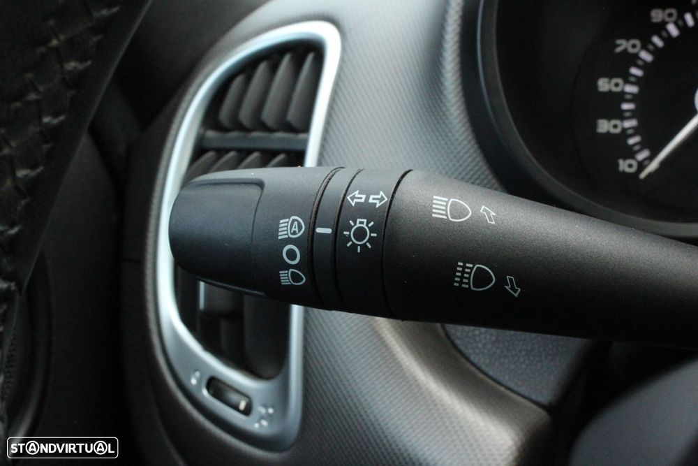 Fiat 500L 1.3 MJ Lounge S&S - 33