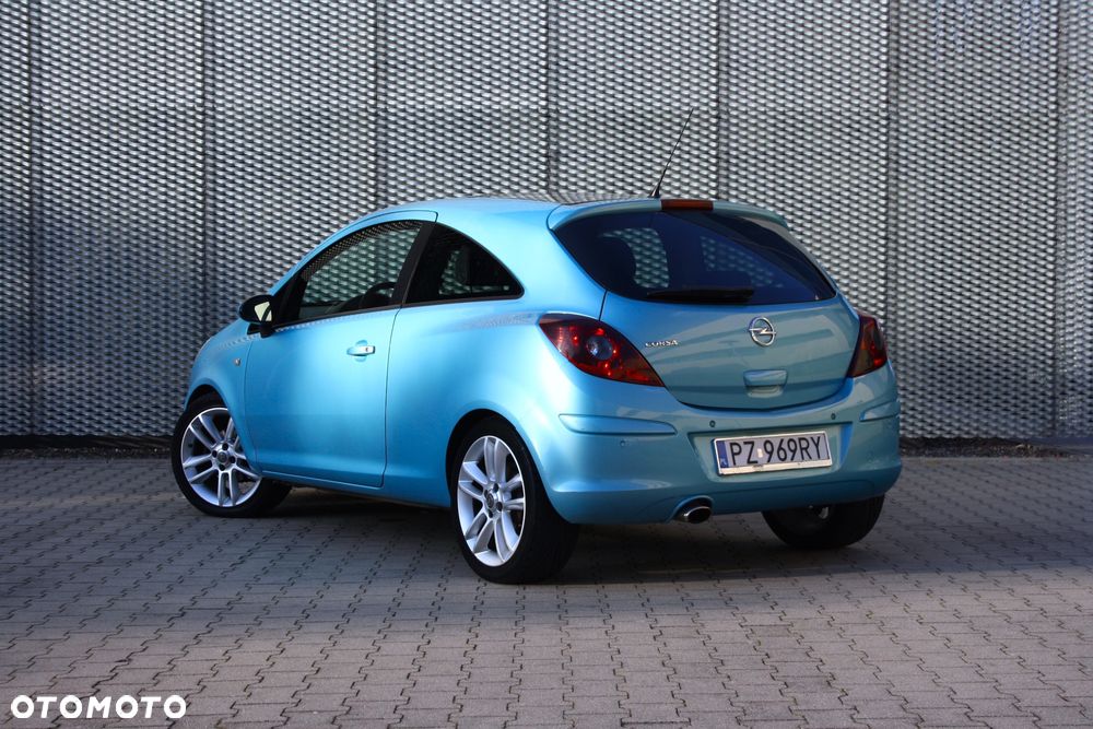 Opel Corsa 1.4 16V Color Edition - 3