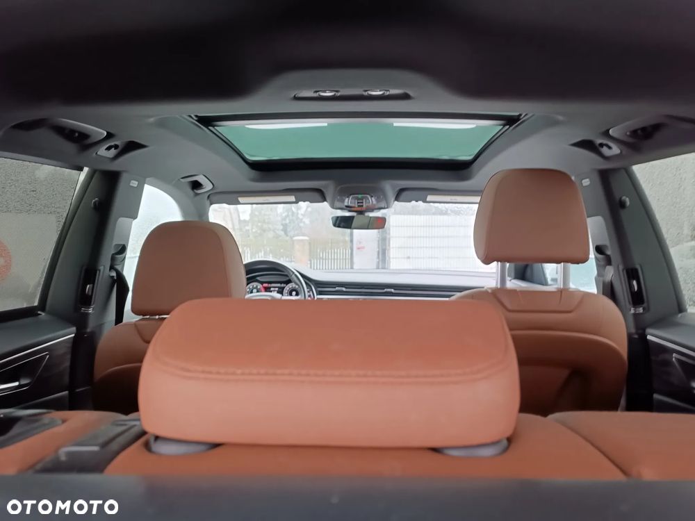 Audi Q8 55 TFSI quattro tiptronic - 7