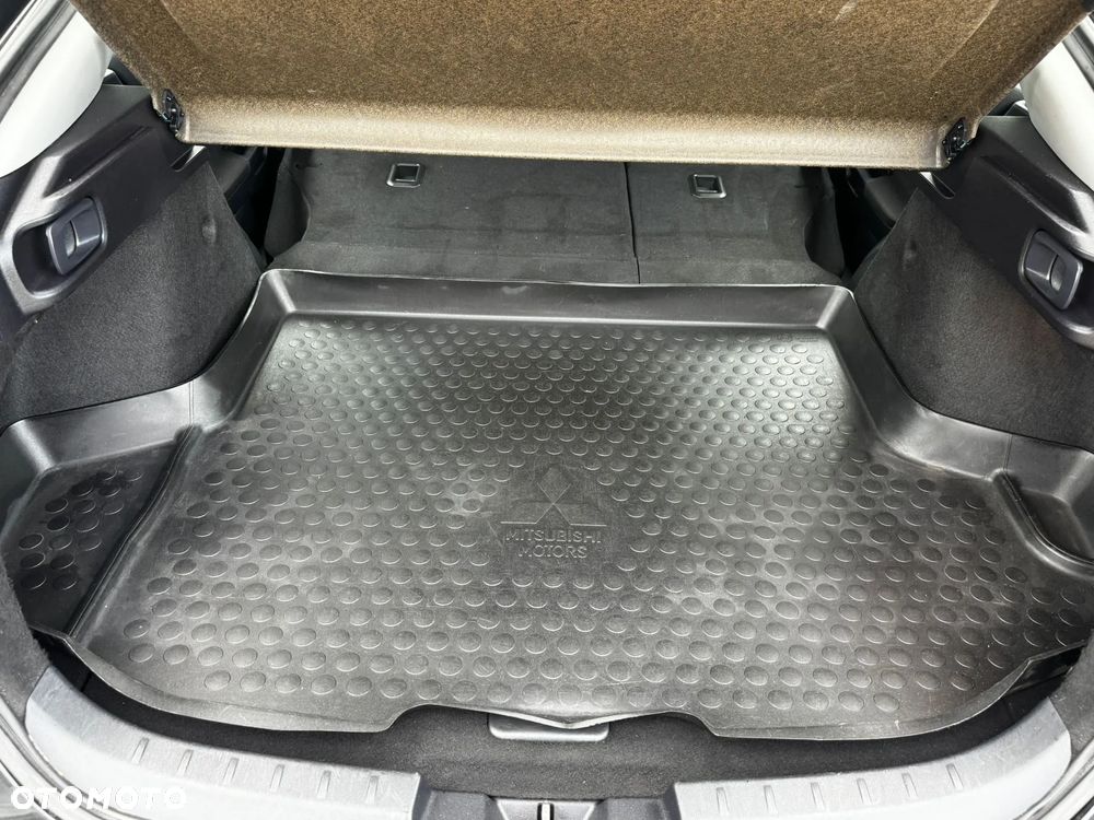 Mitsubishi Lancer 1.6 ClearTec Invite - 38