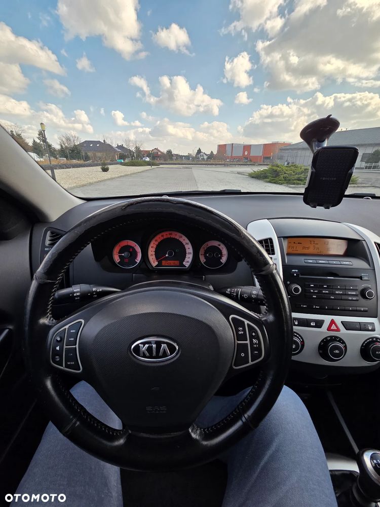 Kia Ceed - 17