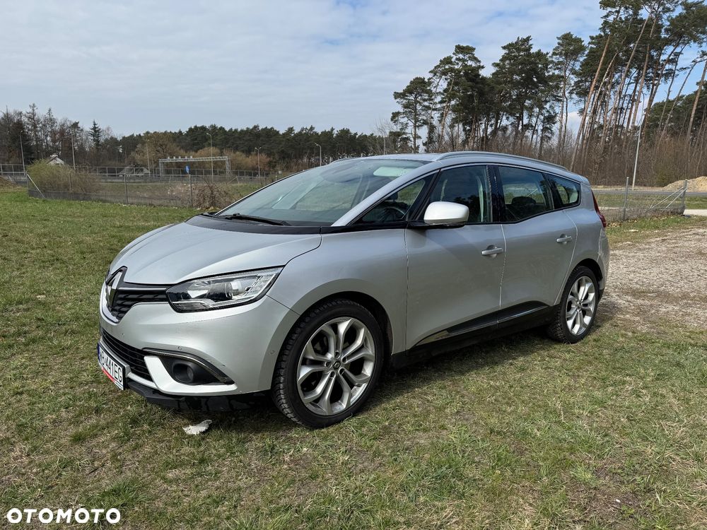 Renault Grand Scenic - 1