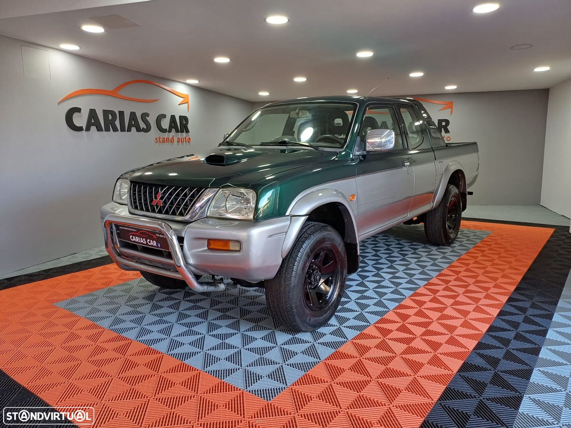 Mitsubishi L200 2.5 TD Club 3L - 1
