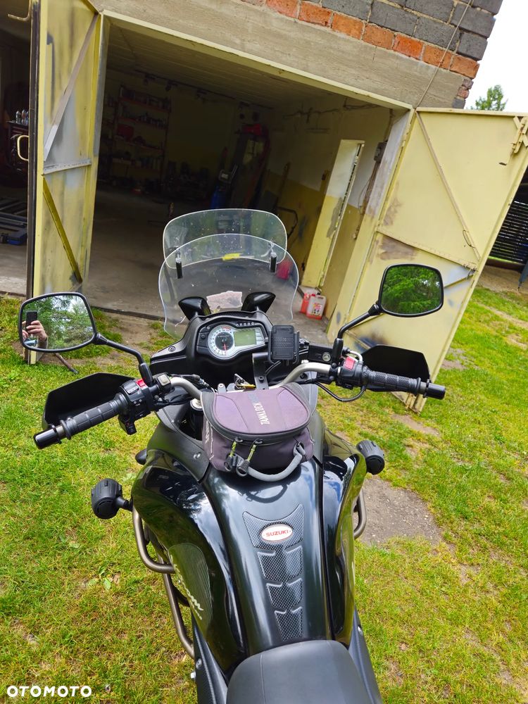 Suzuki V-STROM - 9