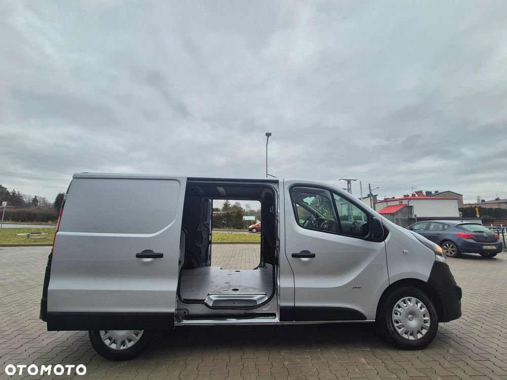 Opel Vivaro - 4
