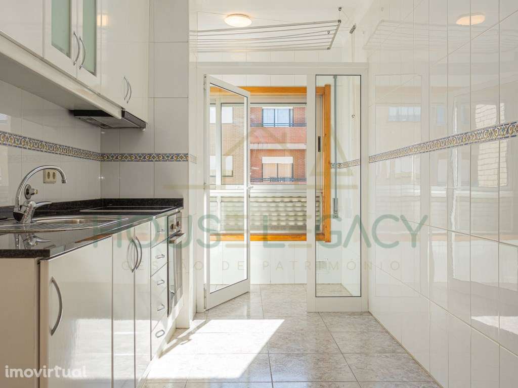 T2 iluminado e espaçoso em Matosinhos - Perafita - Grande imagem: 4/27