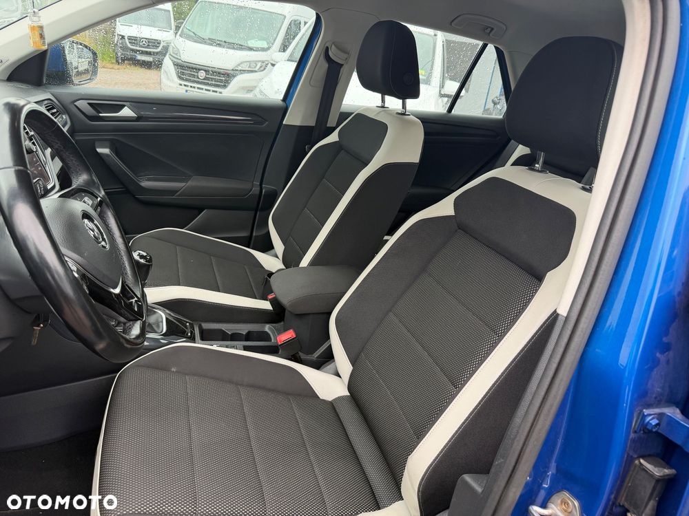 Volkswagen T-Roc 1.5 TSI ACT Premium - 9