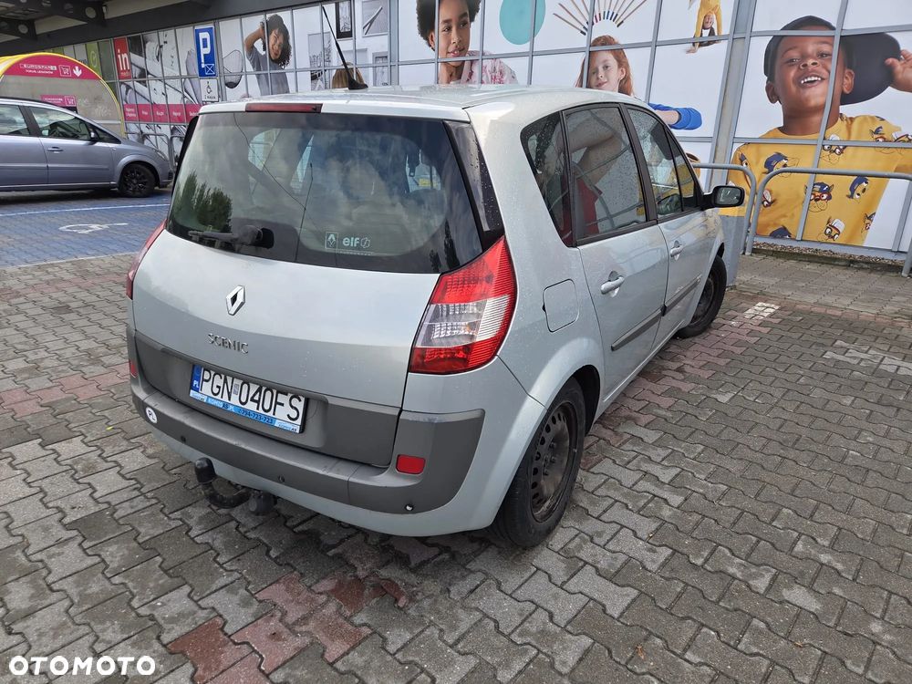 Renault Scenic - 2
