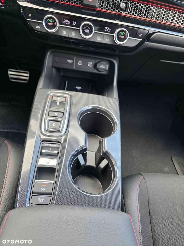 Honda Civic 2.0 i-MMD eHEV Sport CVT - 18