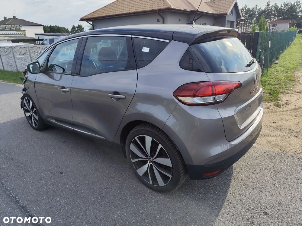 Renault Scenic - 6