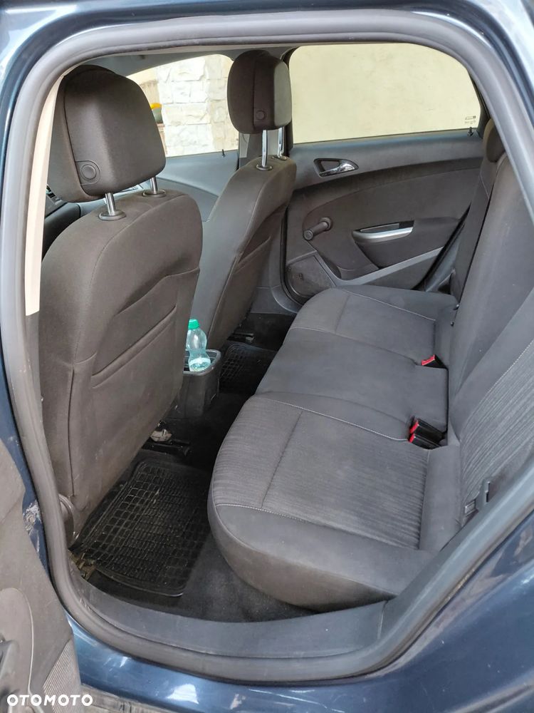 Opel Astra IV 1.4 Sport - 8