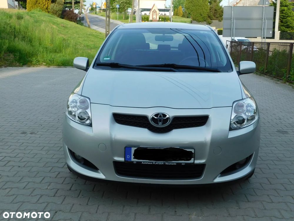 Toyota Auris 1.6 VVT-i Executive - 2