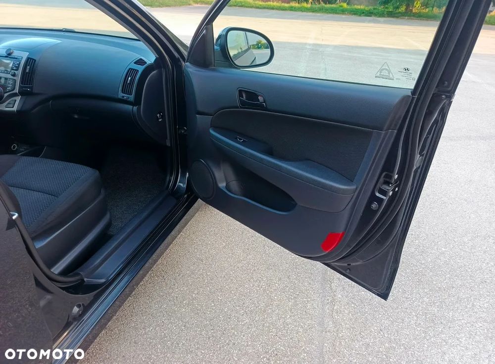Hyundai i30 i30cw 1.4 blue Comfort - 20
