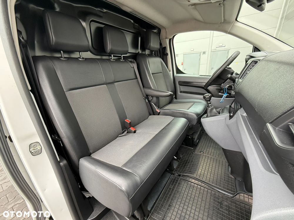 Opel Vivaro - 34