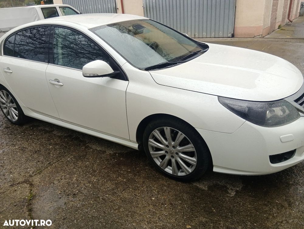 Renault Latitude 2.0 dCi Initiale - 1