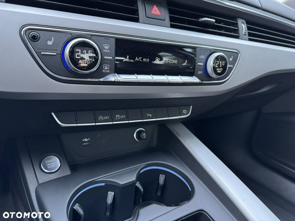 Audi A4 Limousine - 17