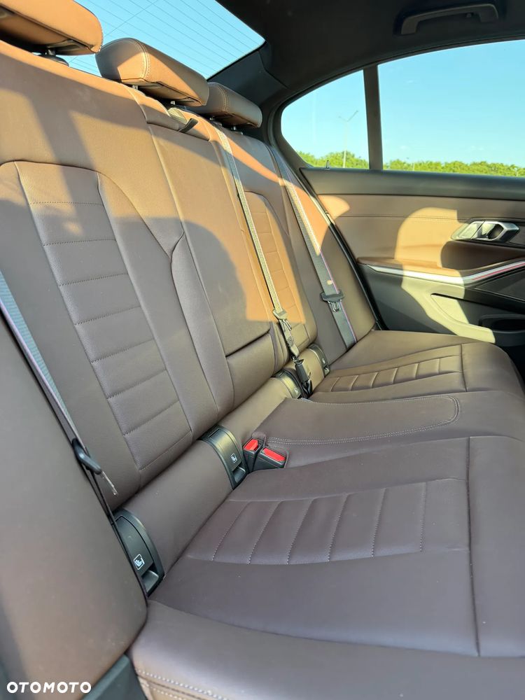 BMW Seria 3 - 13