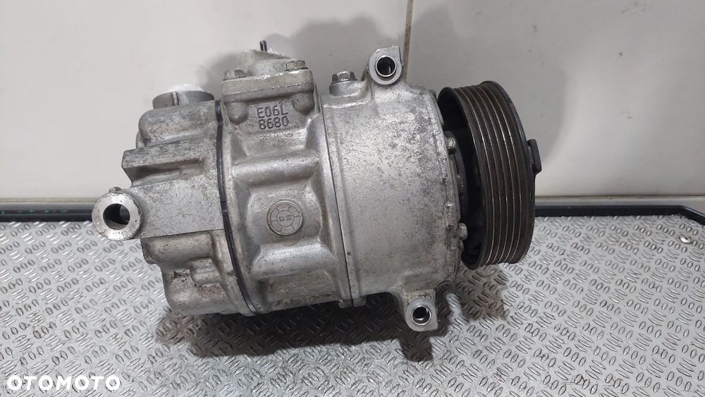 Sprężarka klimatyzacji Seat Leon II 1,9TDI rok 2007 nr 1K0820803S "SY3" - 4