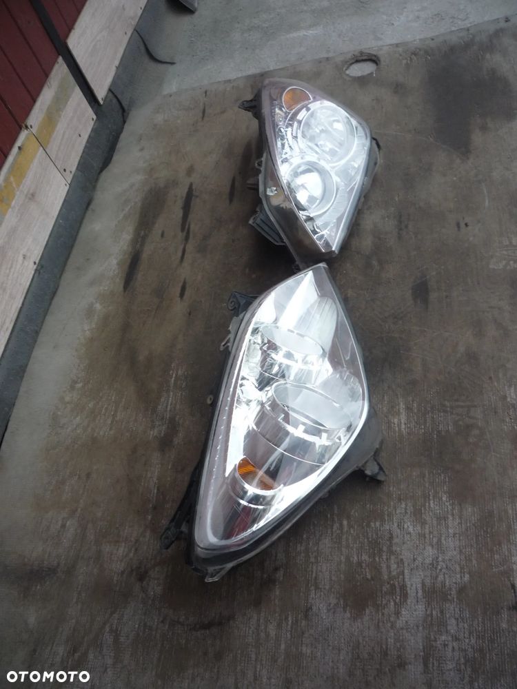 OPEL ASTRA H LAMPA PRZEDNIA LEWA LUB PRAWA - 3