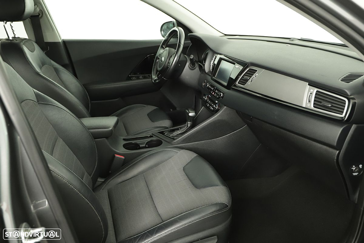 Kia Niro 1.6 GDi HEV - 20