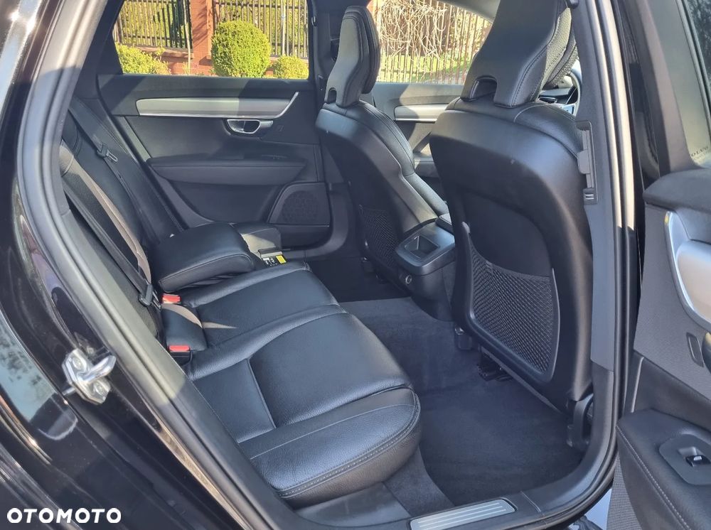 Volvo V90 Cross Country D4 AWD Geartronic Pro - 12