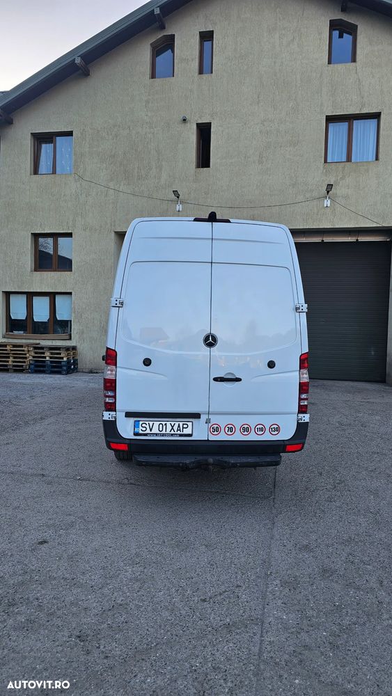 Mercedes-Benz Sprinter - 5
