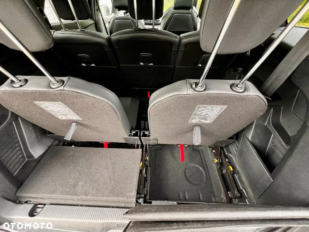 Peugeot 5008 PureTech 130 EAT8 Stop & Start GT - 19