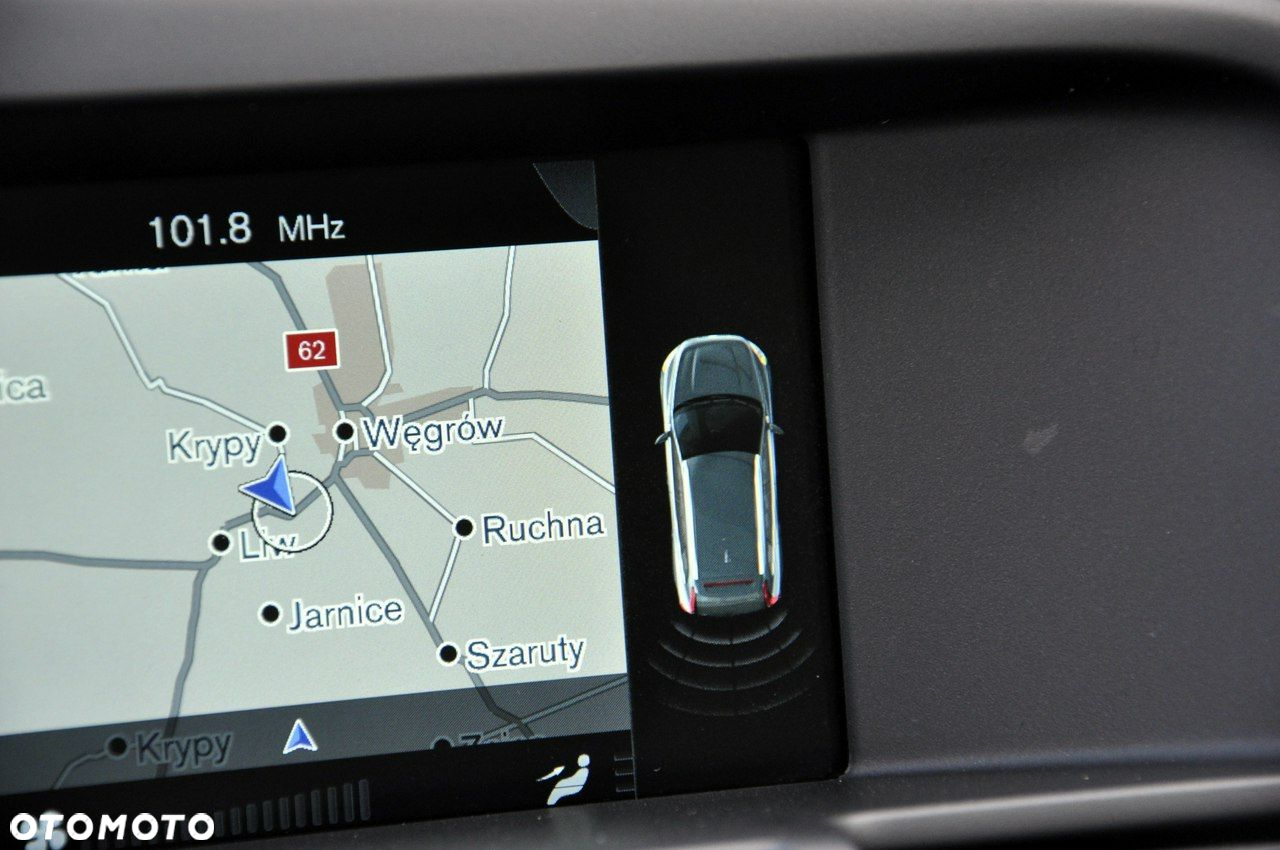 Volvo XC 60 D4 Momentum - 19