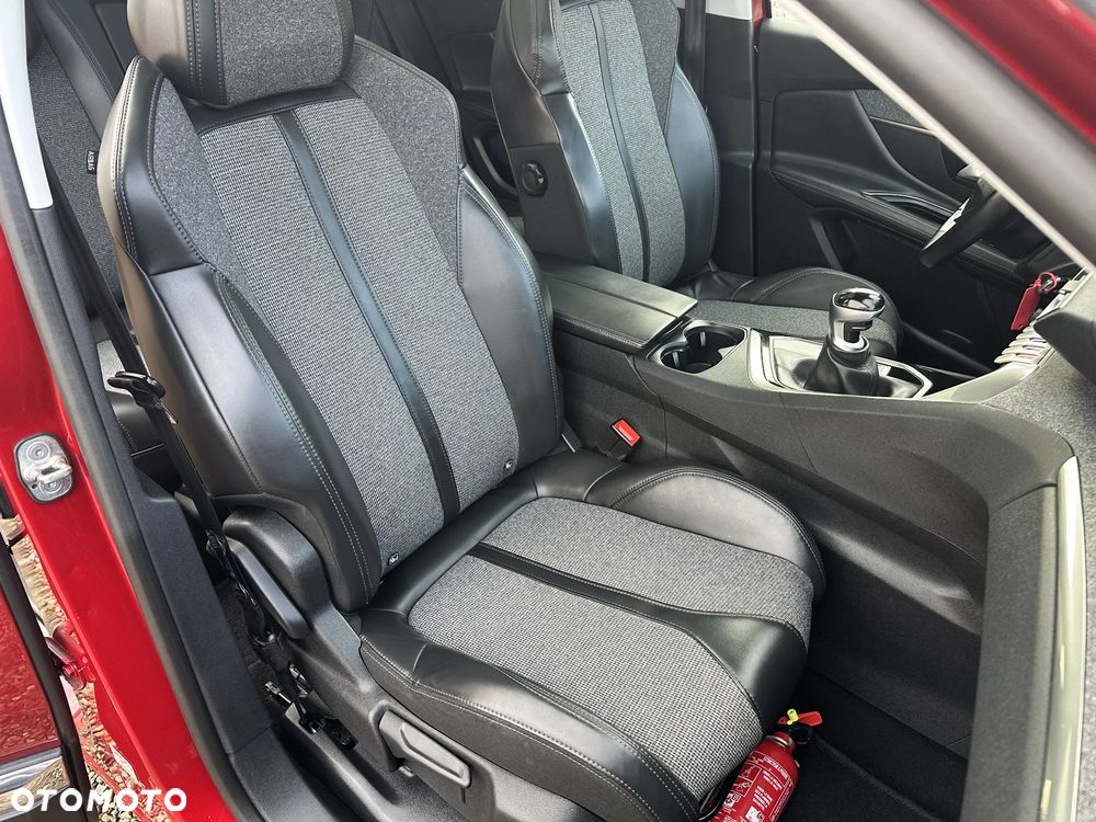 Peugeot 3008 PureTech 130 Stop & Start Allure - 14