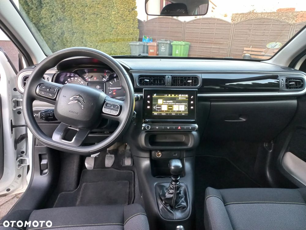 Citroën C3 BlueHDi 100 S&S PLUS - 23
