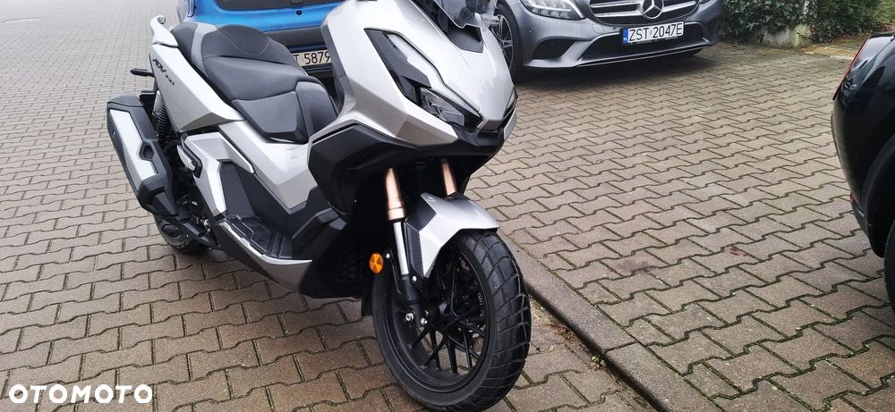 Honda ADV350 - 12