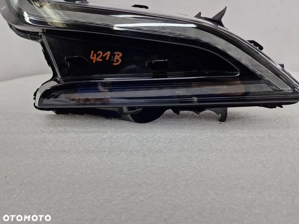RENAULT MEGANE IV 4 E-TECH E TECH 21- PRAWY HALOGEN / LED / DRL , NR 266009007R / 266009083R , NR AUKCJI LA421 - 18