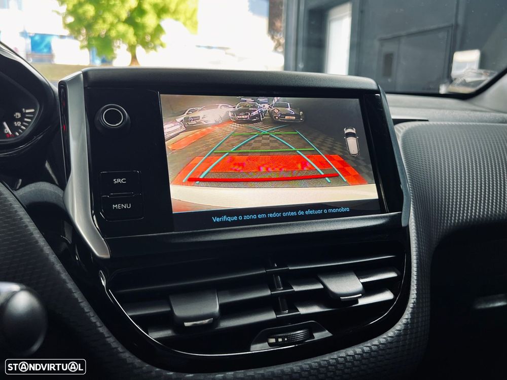 Peugeot 208 1.6 BlueHDi Style - 22