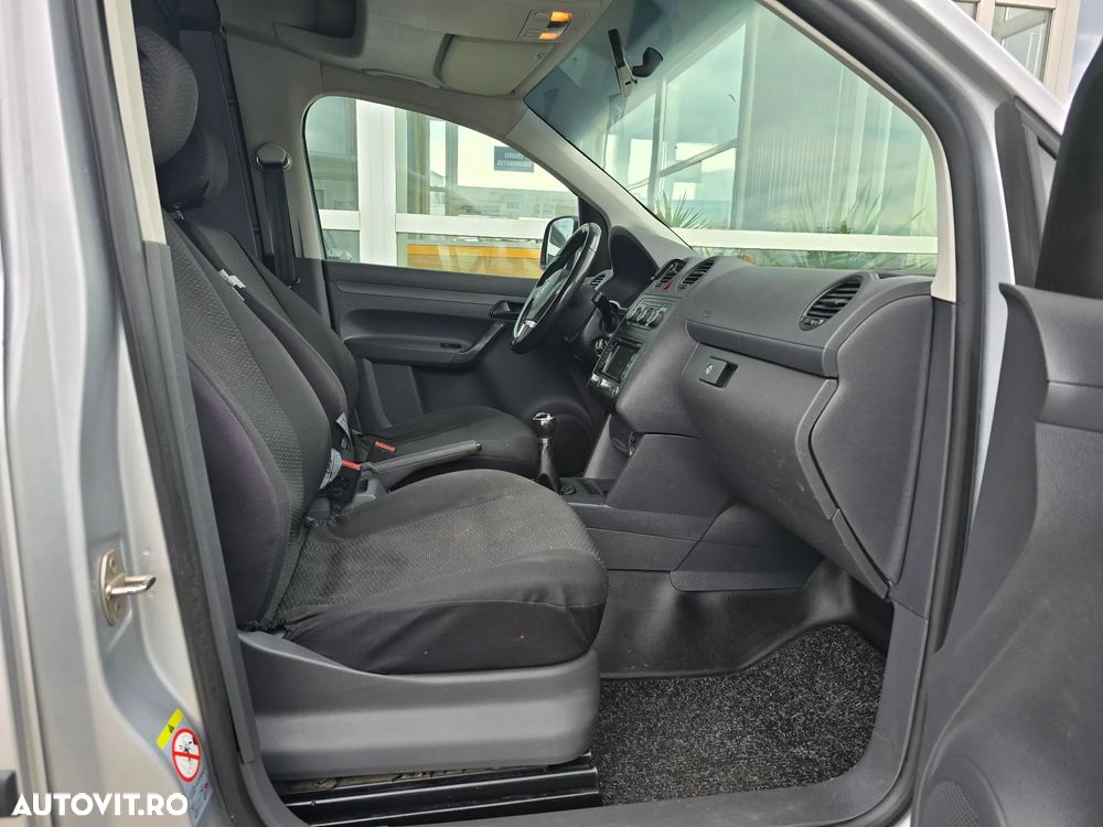 Volkswagen Caddy - 10