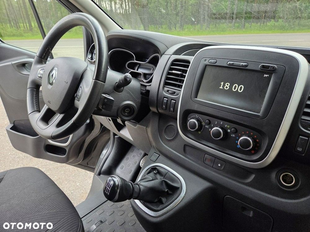 Renault Trafic - 18